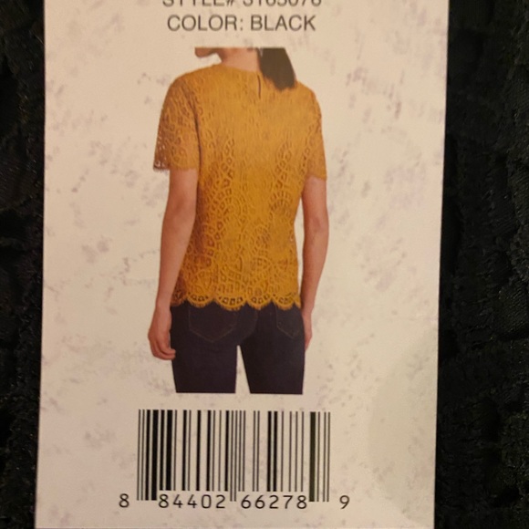 🍷Wine color 🍷 Lace eyelet Ladies Blouse NWT - Picture 7 of 13